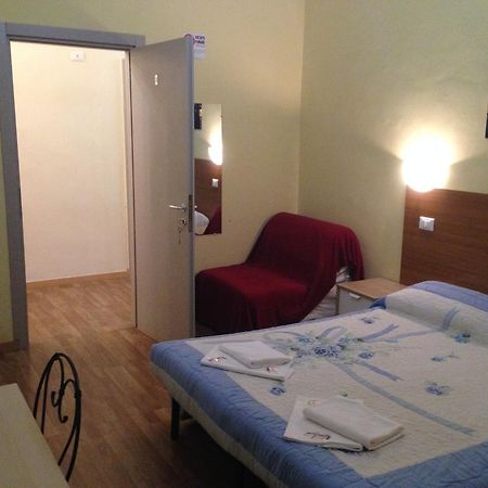 Bed and Breakfast Le Charme House 2 Рим Екстер'єр фото