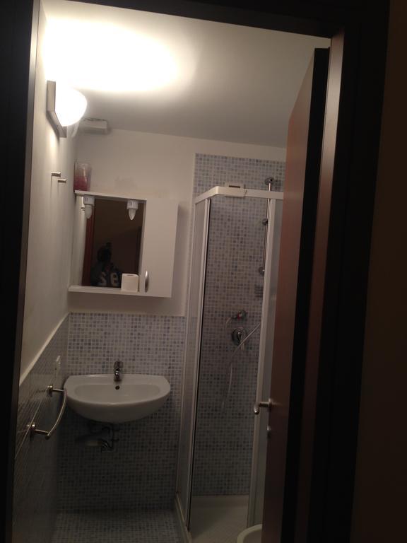 Bed and Breakfast Le Charme House 2 Рим Екстер'єр фото